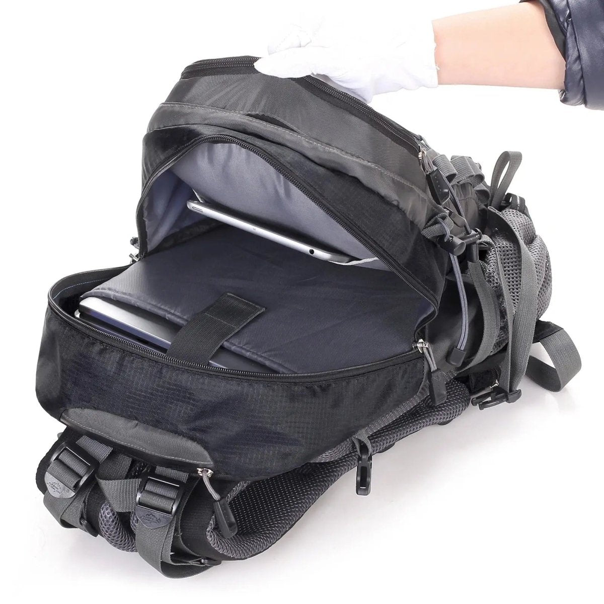 Hiking Backpack – 40L Ventilated Trekking Pack | Everhikes - Everhikes