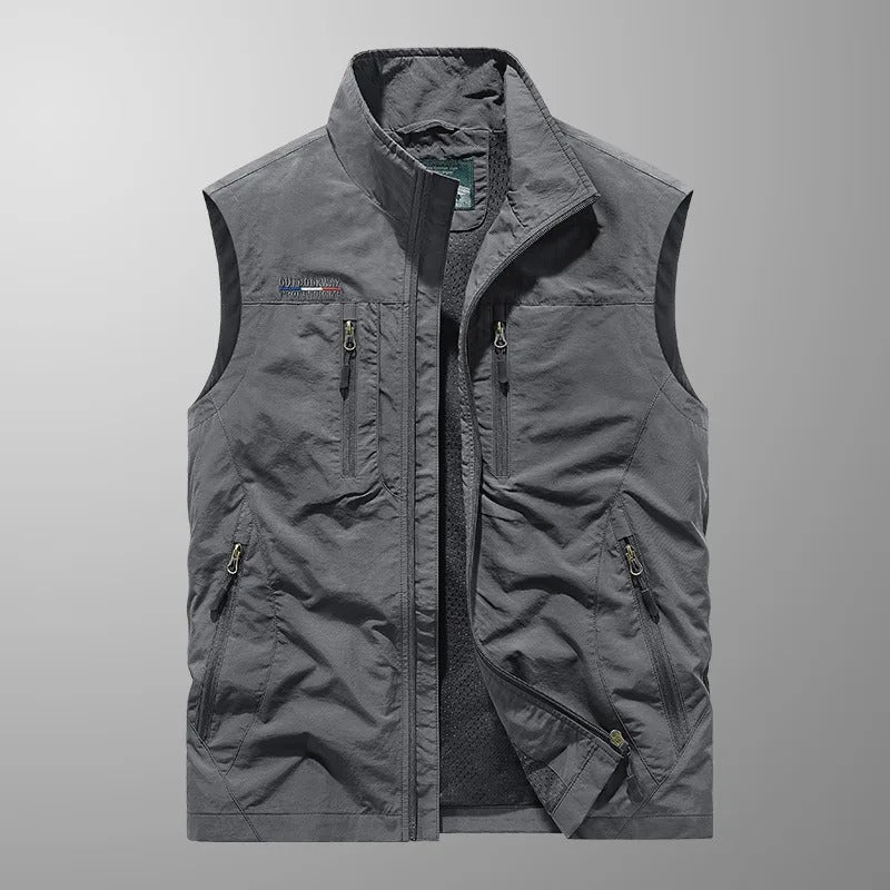 Sleeveless Cargo Vest, Lightweight Water - Resistant | Everhikes - Everhikes