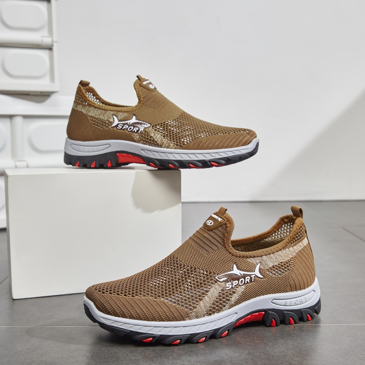 Walking Shoes Lightweight Breathable Slip - On | Everhikes - Everhikes