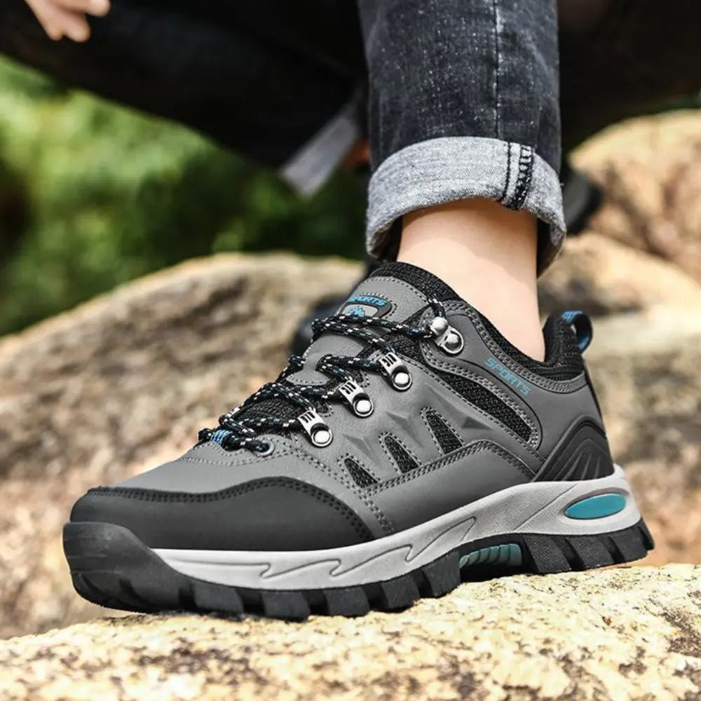 Men's Lightweight Low-Cut Hiking Shoes Water-Resistant | Everhikes - Everhikes