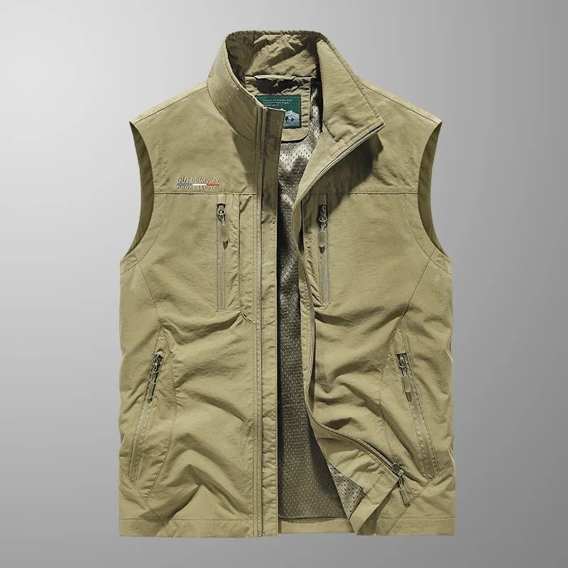 Sleeveless Cargo Vest, Lightweight Water - Resistant | Everhikes - Everhikes