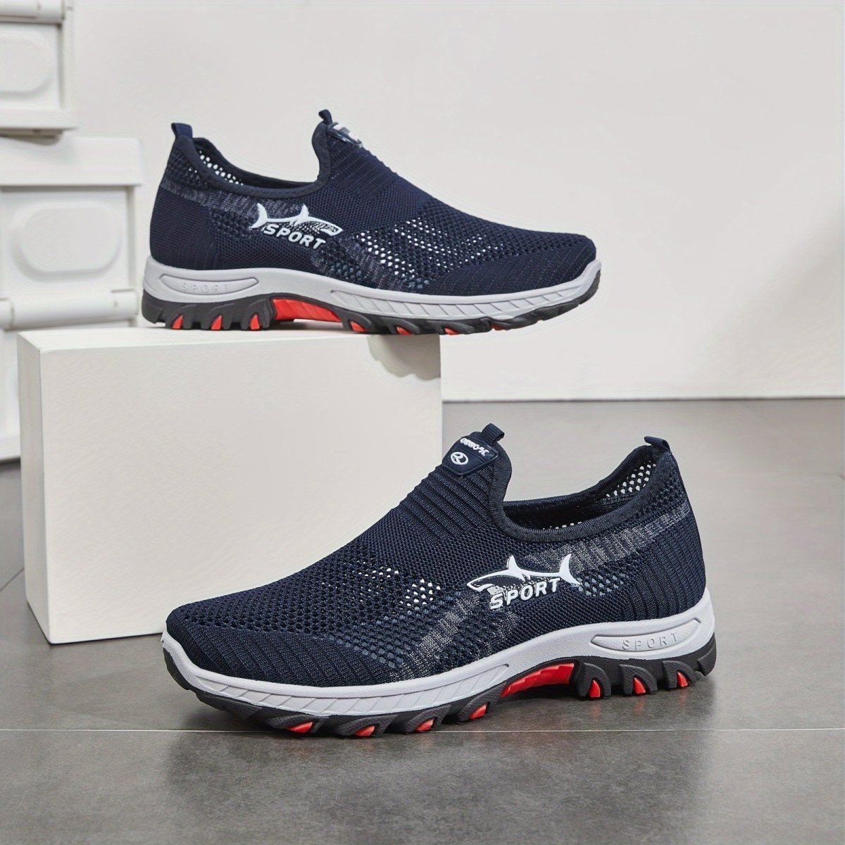 Walking Shoes Lightweight Breathable Slip - On | Everhikes - Everhikes