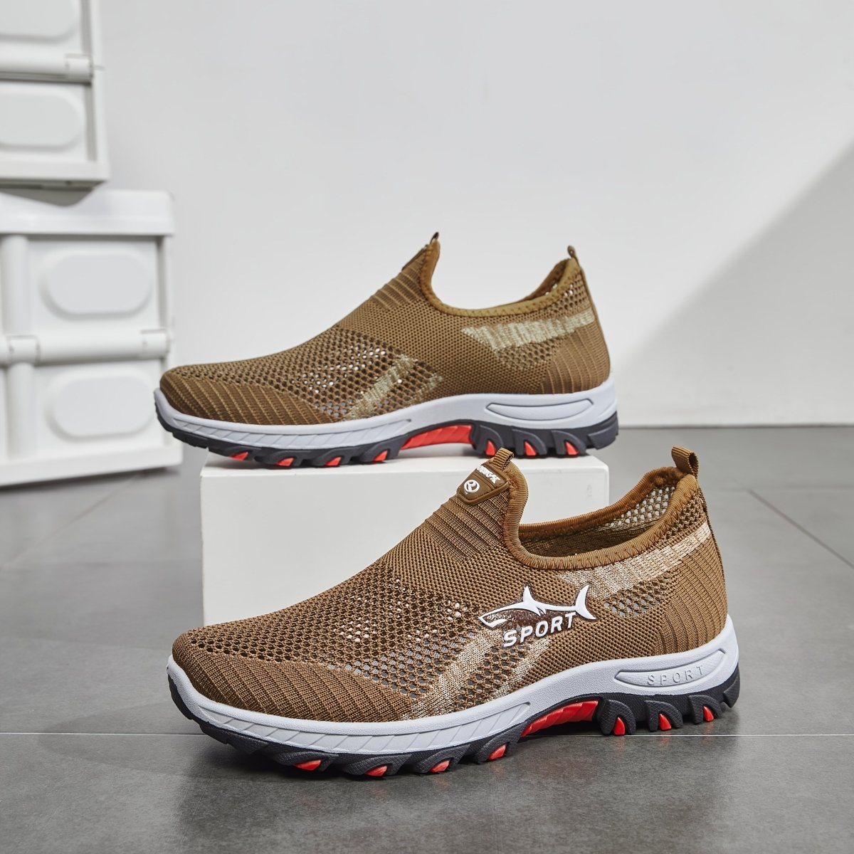 Walking Shoes Lightweight Breathable Slip - On | Everhikes - Everhikes